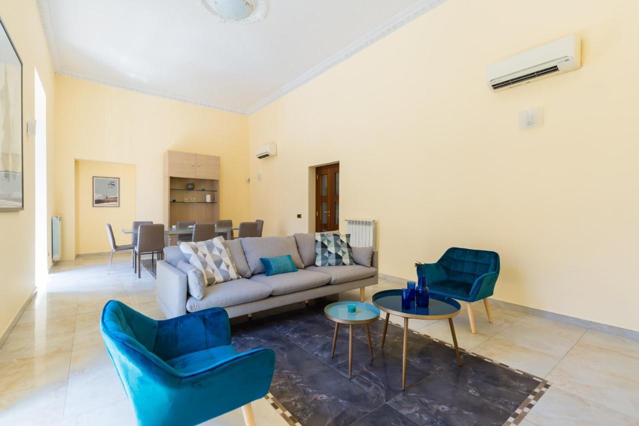 Family With Terrace Appartamento *
