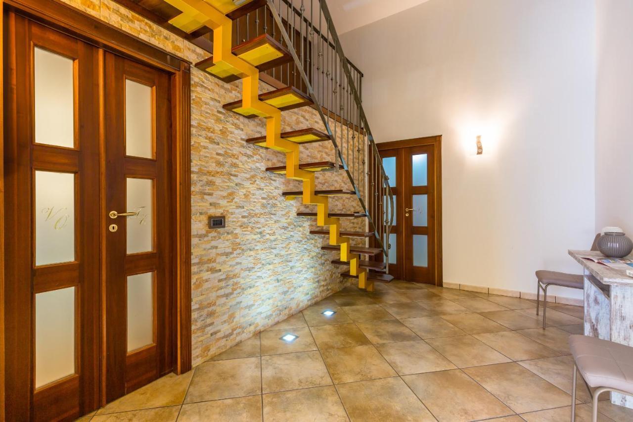 Family With Terrace Apartment